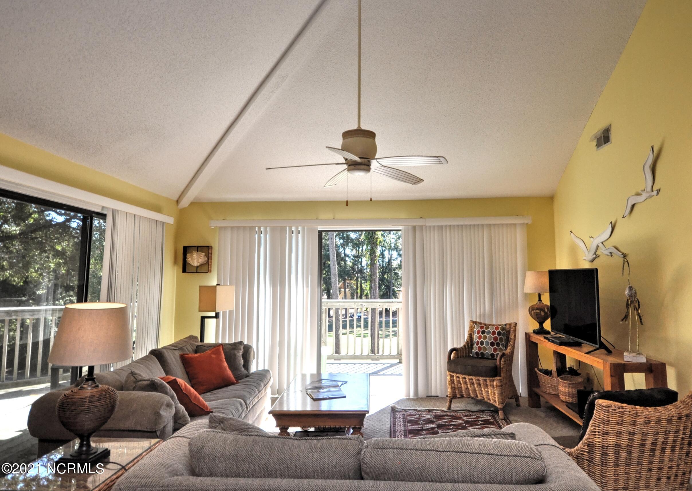 804 Colony Place, Unit 4E Sunset Beach, NC 28468 - Photo 12 of 28 LR3