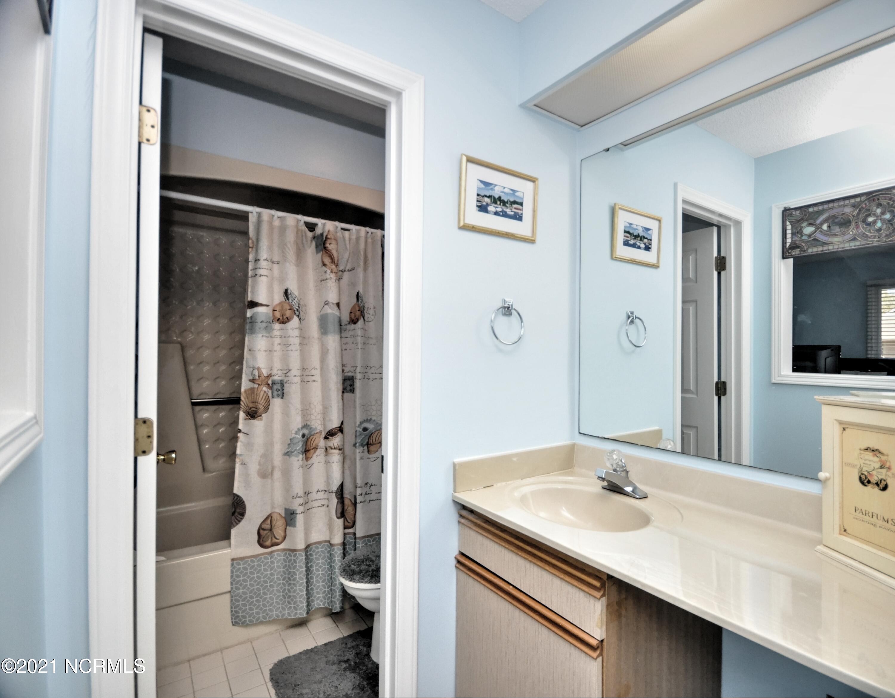 804 Colony Place, Unit 4E Sunset Beach, NC 28468 - Photo 24 of 28 Bath2A