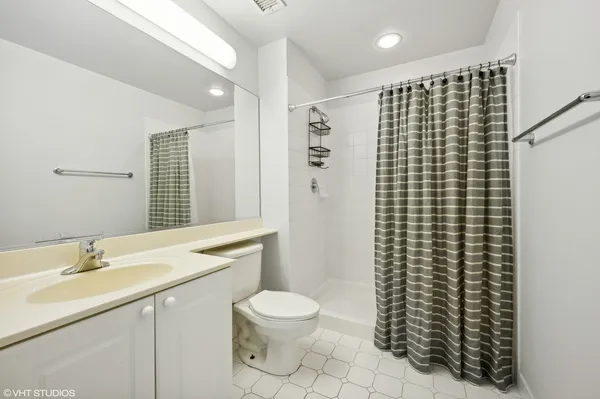$430,000 | 333 West Hubbard Street, Unit 3D, Chicago, IL 60654