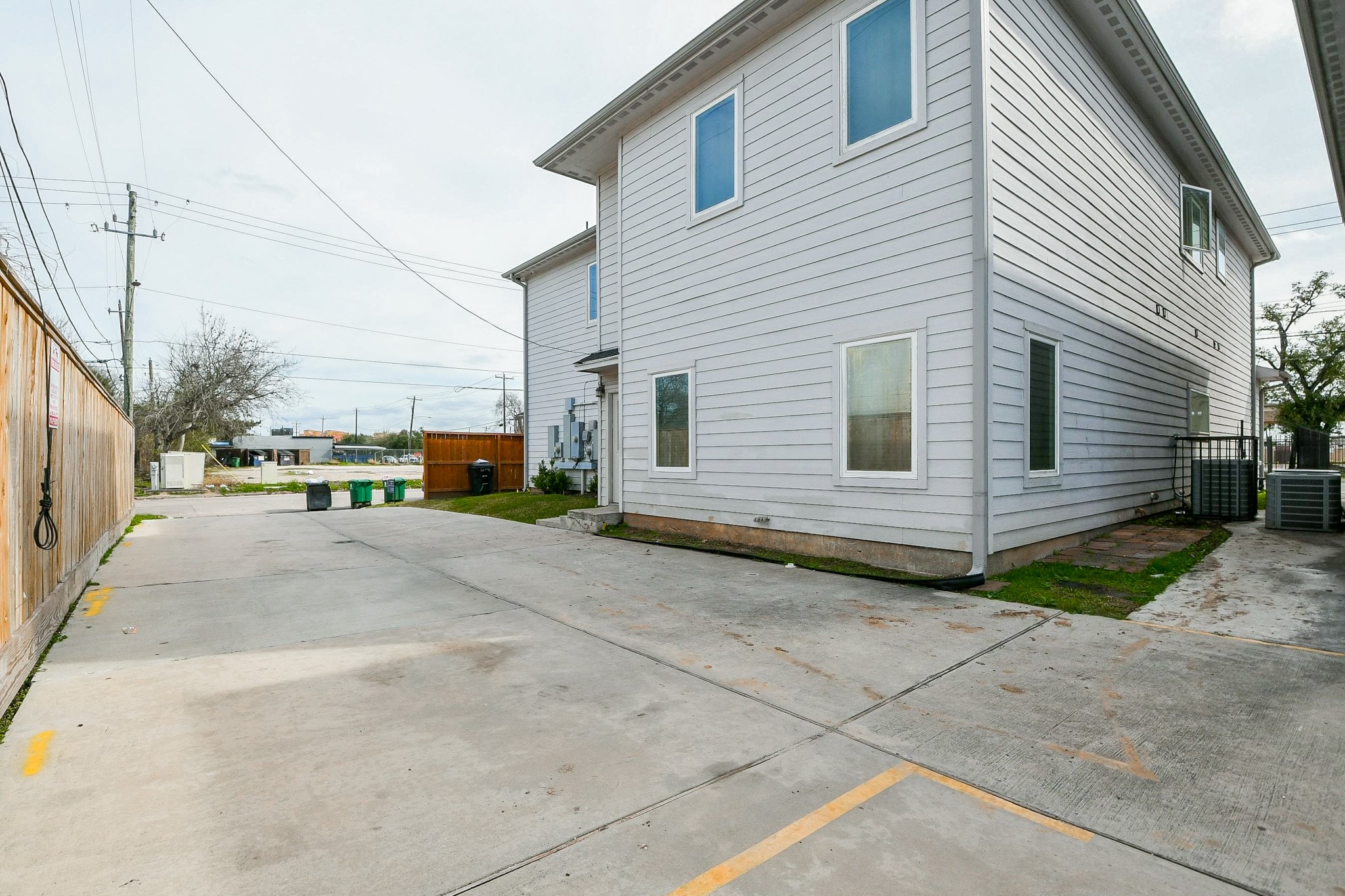 3249 Dixie Drive, Unit B Houston, TX 77021 - Photo 23 of 25 a view of a street with a cars parked side of it