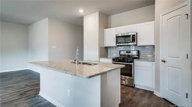 $245,500 | 329 Sawyer Drive, Sulphur, LA 70665