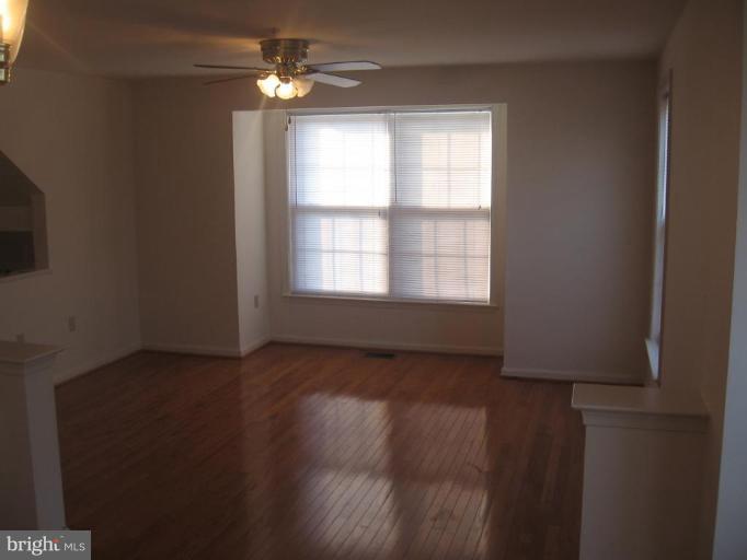 2353 Pomeroy Road Southeast Washington, DC 20020 - Photo 2 of 16 Living Room