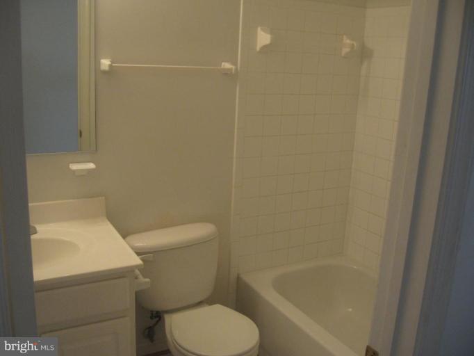 2353 Pomeroy Road Southeast Washington, DC 20020 - Photo 12 of 16 Bath #2