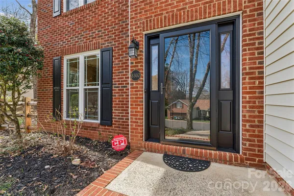 $475,000 | 8307 Poplar Grove Circle, Waxhaw, NC 28173