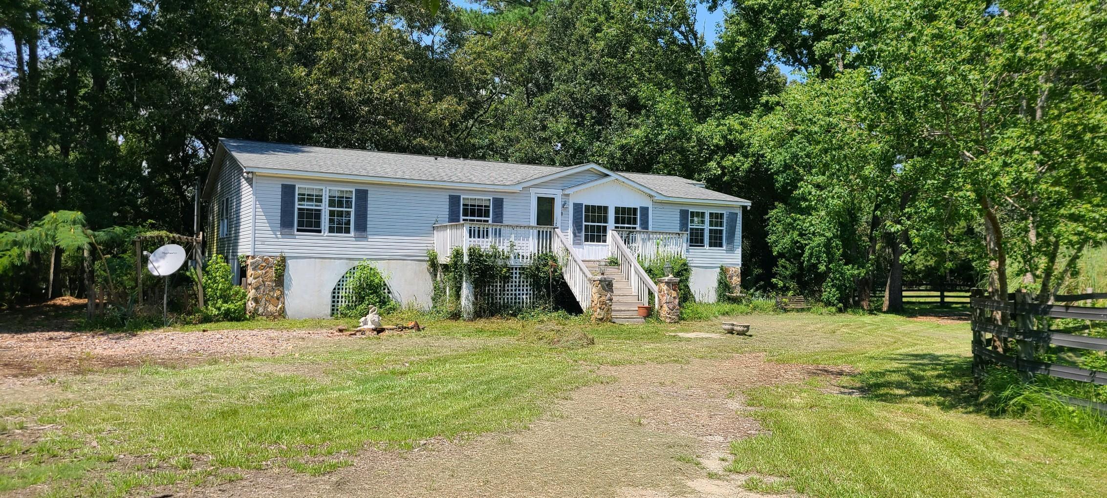 6490 Long Island Road Meggett, SC 29449 - Photo 2 of 5 Front of h ome