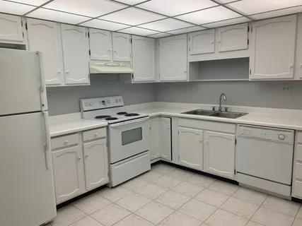 $269,900 | 350 Plum Creek Drive, Unit 407, Wheeling, IL 60090