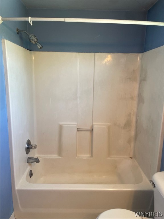 3928 Caitlin Buffalo, NY 14219 - Photo 14 of 44