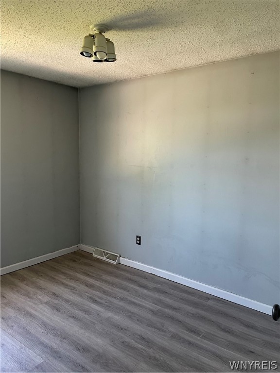 3928 Caitlin Buffalo, NY 14219 - Photo 18 of 44