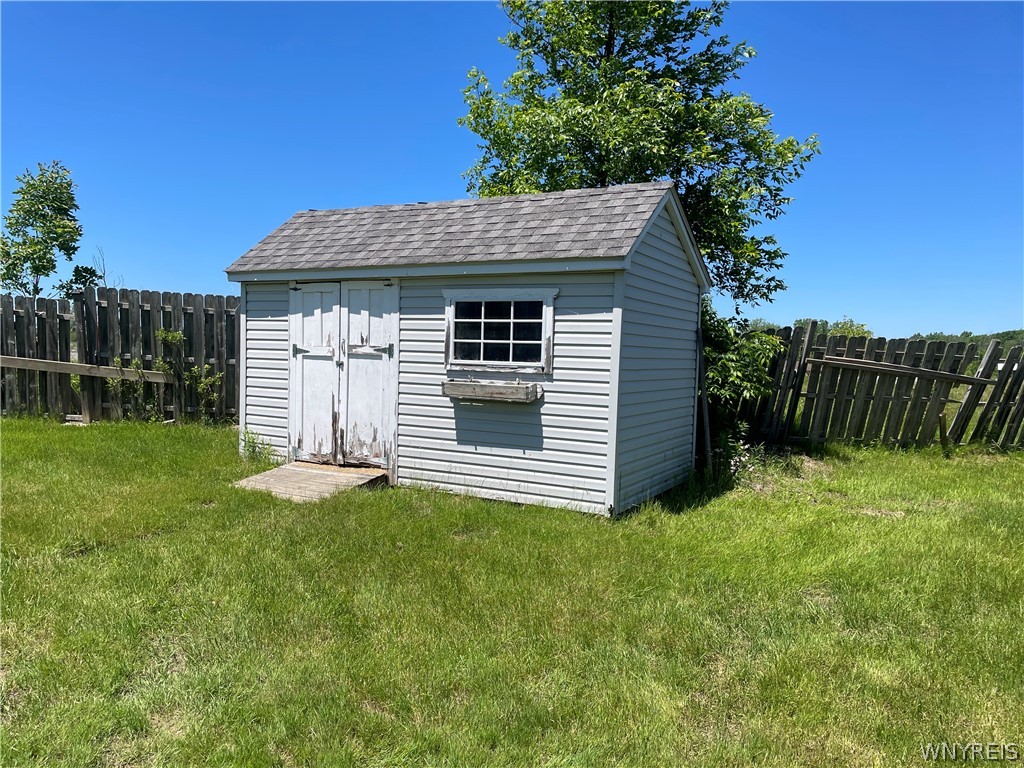 3928 Caitlin Buffalo, NY 14219 - Photo 35 of 44