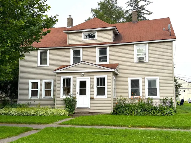 $229,000 | 1105 Baxter Avenue, Superior, WI 54880