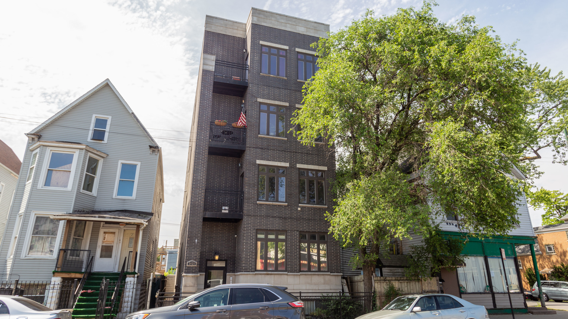 3621 West Belmont Ave Unit 2  