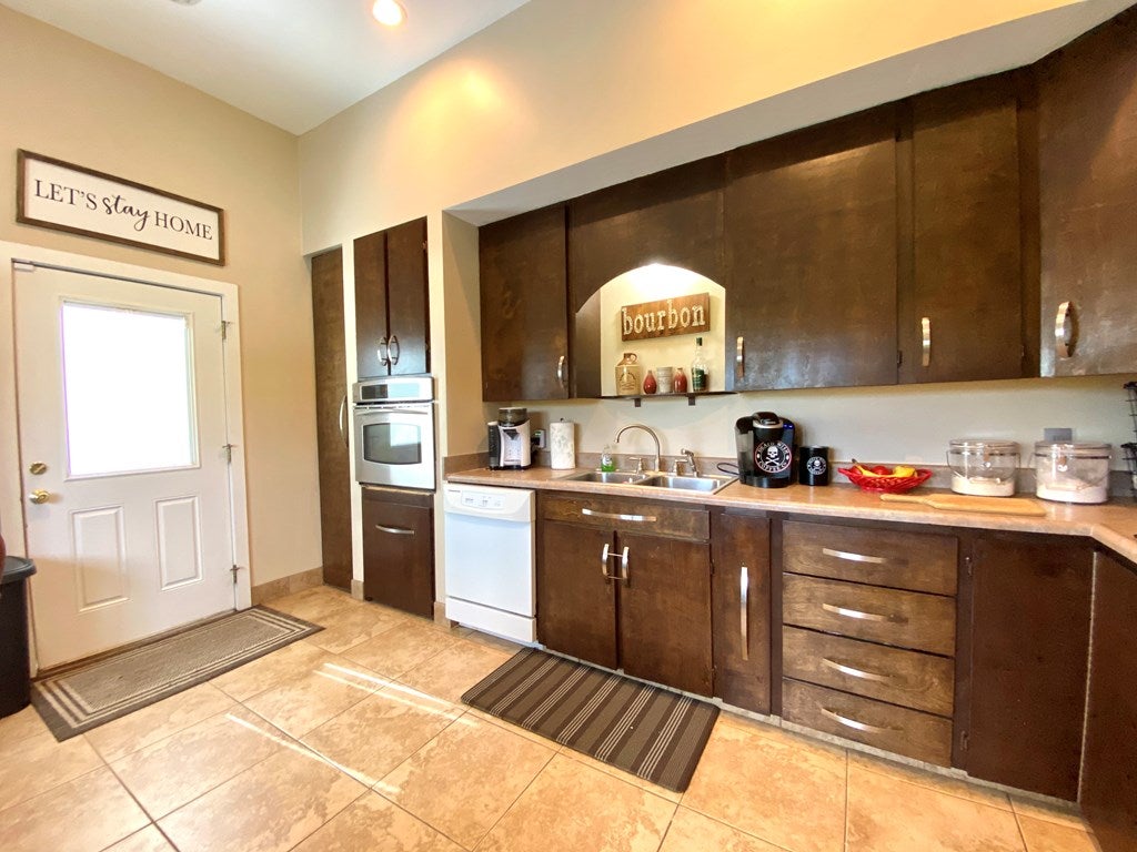 558 Fry Ridge Road Greensburg, KY 42743 - Photo 15 of 36 Gallery Image 15