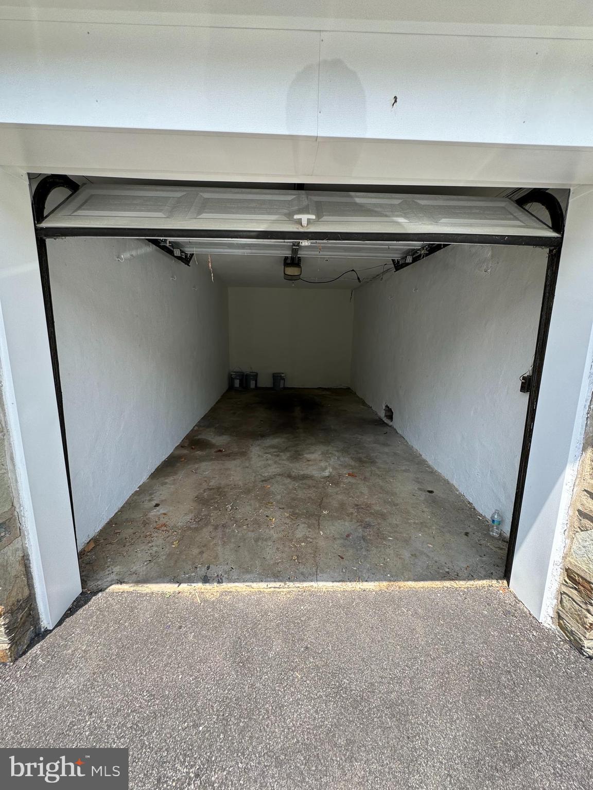 8606 Verree Road Philadelphia, PA 19115 - Photo 37 of 40