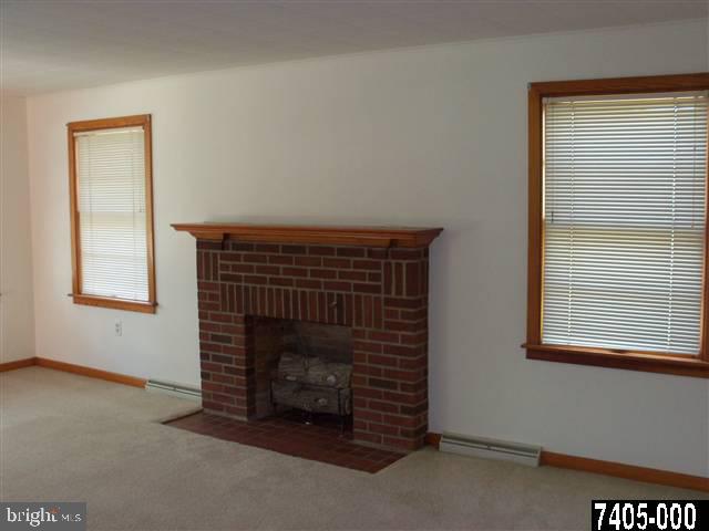 573 Hamilton Street Hanover, PA 17331 - Photo 4 of 14 Gallery Image 4