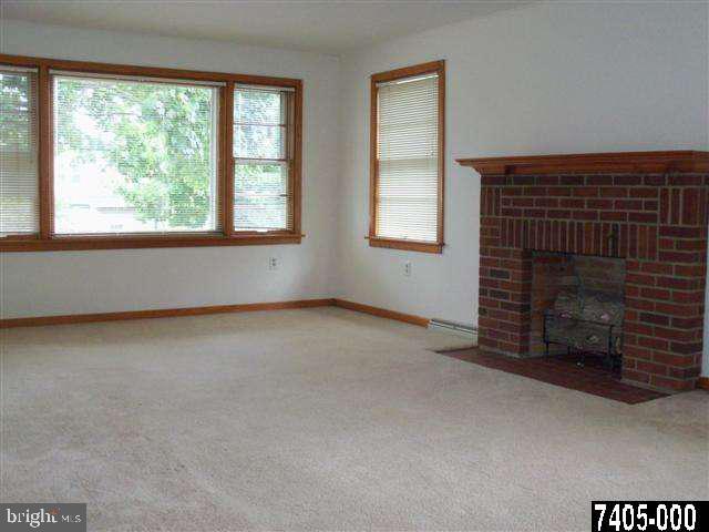 573 Hamilton Street Hanover, PA 17331 - Photo 5 of 14 Gallery Image 5