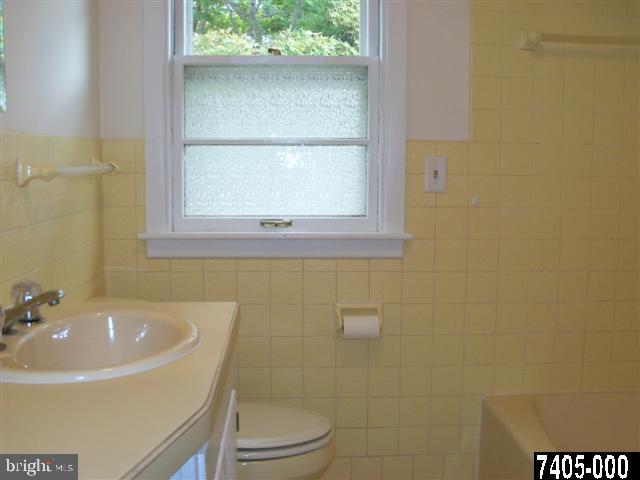 573 Hamilton Street Hanover, PA 17331 - Photo 10 of 14 Gallery Image 10