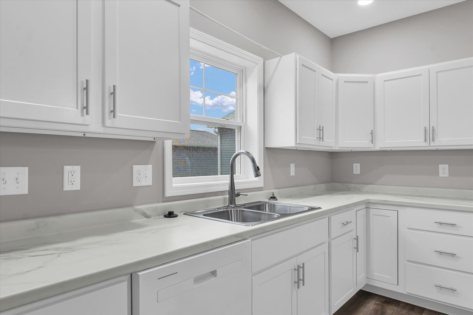 1206 South Smith Road Urbana, IL 61802 - Photo 15 of 34 Gallery Image 15