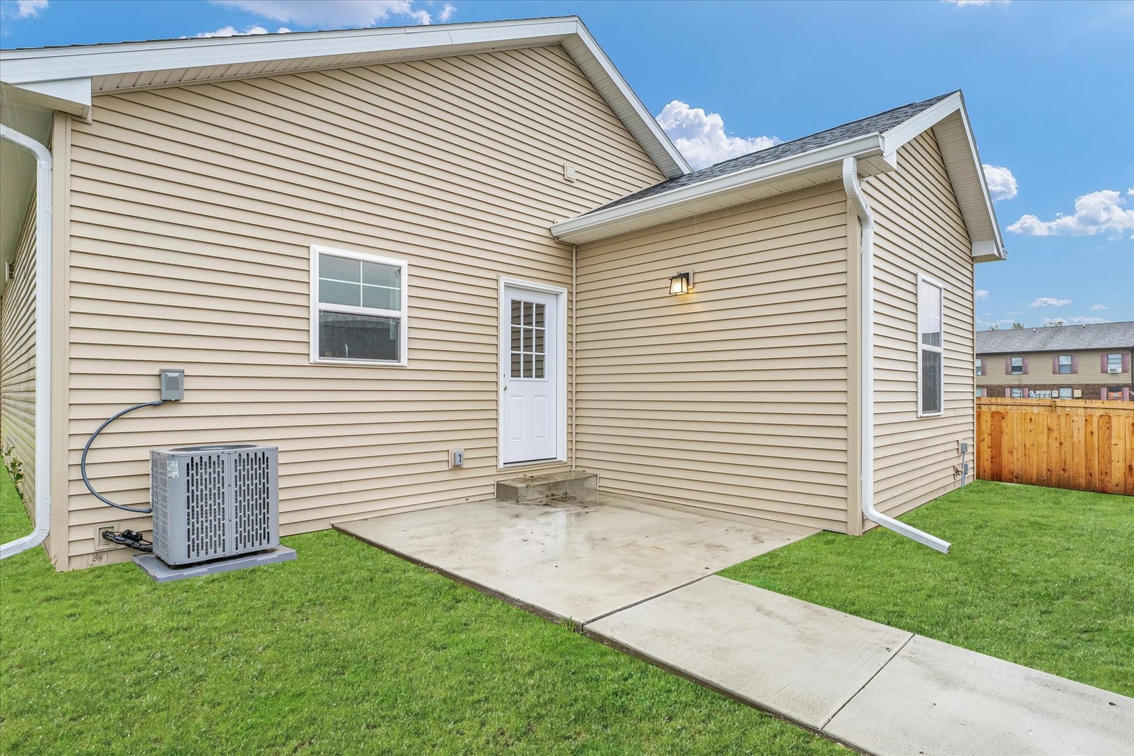1206 South Smith Road Urbana, IL 61802 - Photo 26 of 34 Gallery Image 26