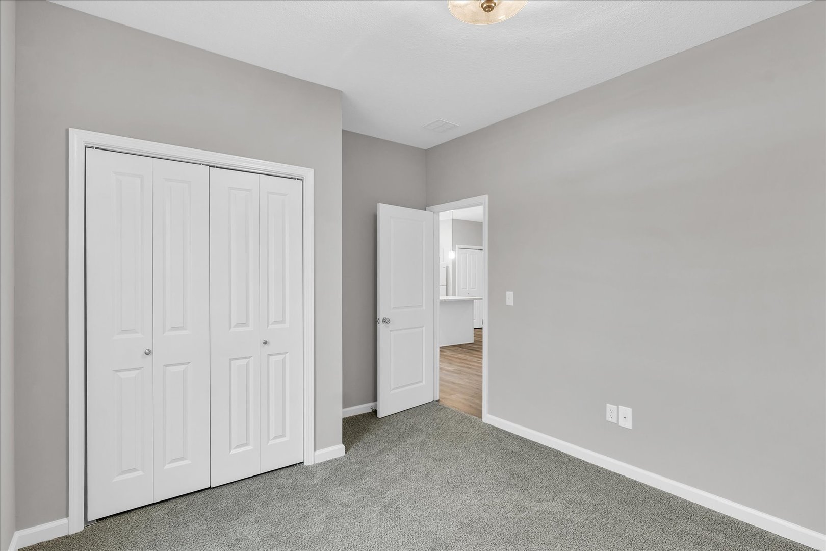 1206 South Smith Road Urbana, IL 61802 - Photo 27 of 34 Gallery Image 27