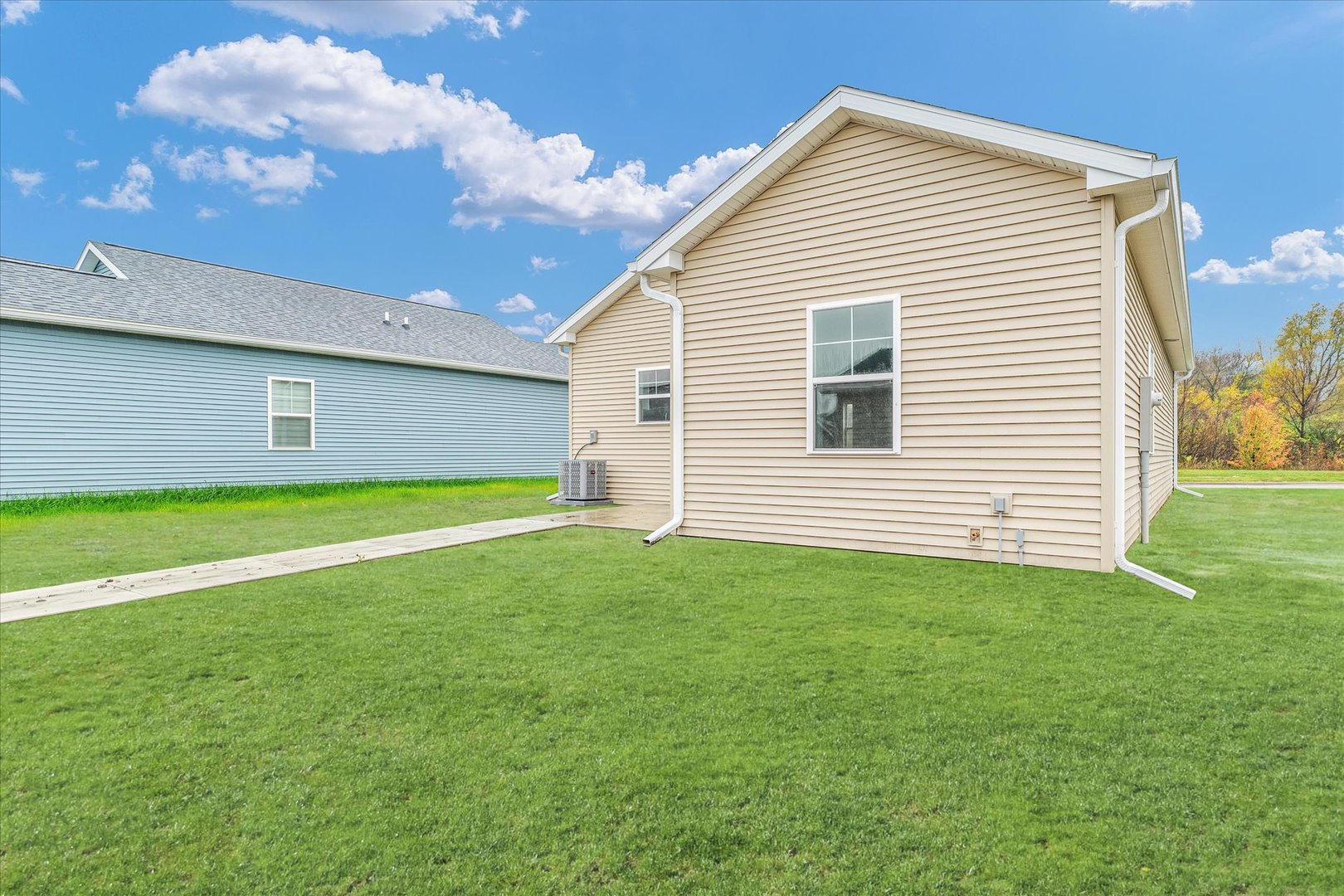 1206 South Smith Road Urbana, IL 61802 - Photo 30 of 34 Gallery Image 30