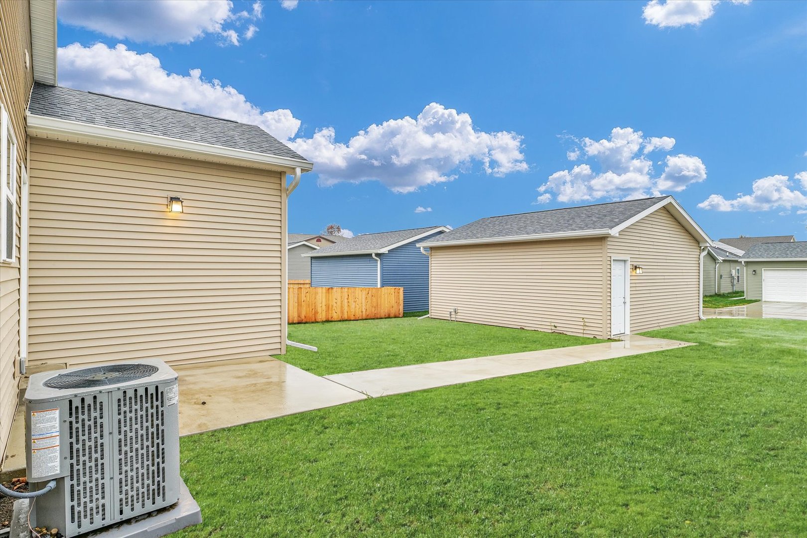 1206 South Smith Road Urbana, IL 61802 - Photo 33 of 34 Gallery Image 33