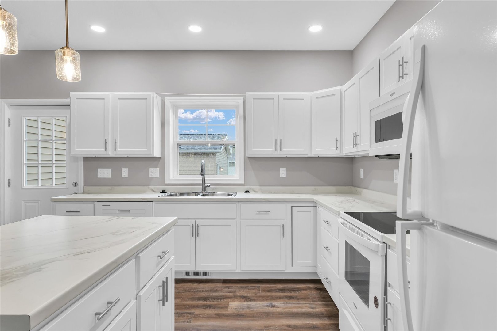 1206 South Smith Road Urbana, IL 61802 - Photo 10 of 34 Gallery Image 10