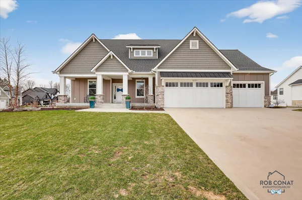 $1,099,900 | 8235 Country Rail Drive Southwest, Byron Center, MI 49315