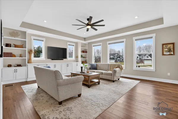 $1,099,900 | 8235 Country Rail Drive Southwest, Byron Center, MI 49315