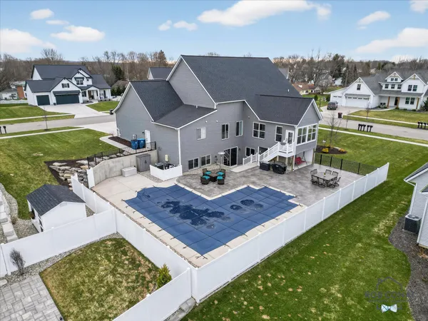 $1,099,900 | 8235 Country Rail Drive Southwest, Byron Center, MI 49315
