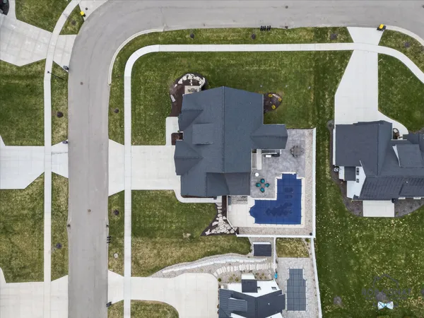 $1,099,900 | 8235 Country Rail Drive Southwest, Byron Center, MI 49315