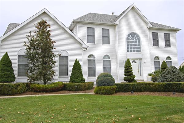 23 Iron Hollow Road Sharon, MA 02067 - Photo 1 of 20 Gallery Image 1