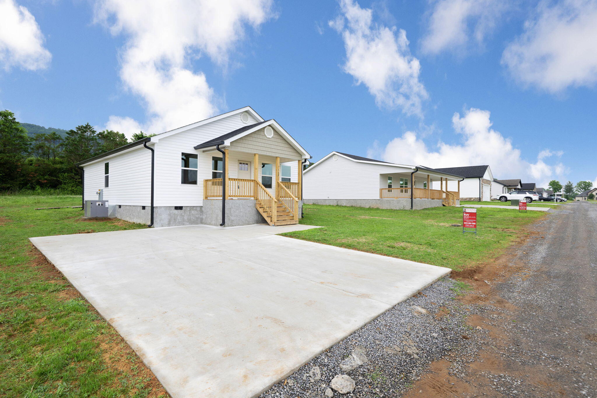 160 Galloway Airport Road Dunlap, TN 37327 - Photo 3 of 28 3-web-or-mls-DSC_3856