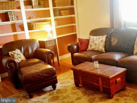 8646 Lees Ridge Road Warrenton, VA 20186 - Photo 3 of 15 Gallery Image 3