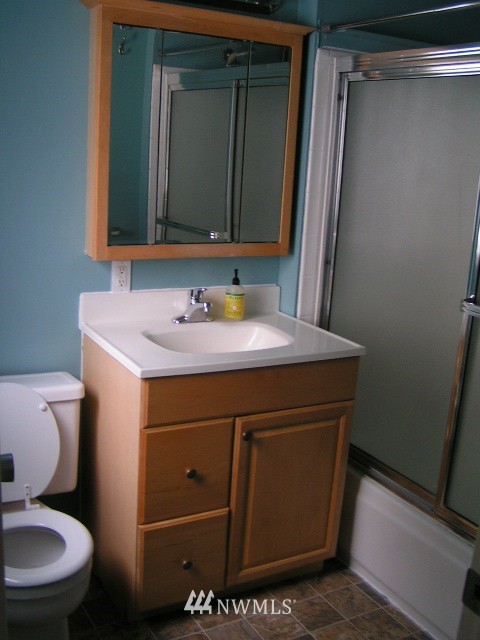 1724 Union Avenue Northeast Renton, WA 98059 - Photo 10 of 11