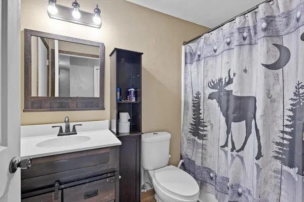 $245,000 | 1921 Ceil Street, Little Chute, WI 54140