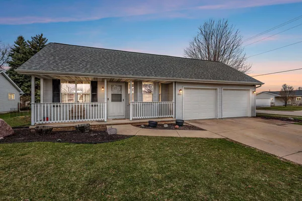 $245,000 | 1921 Ceil Street, Little Chute, WI 54140