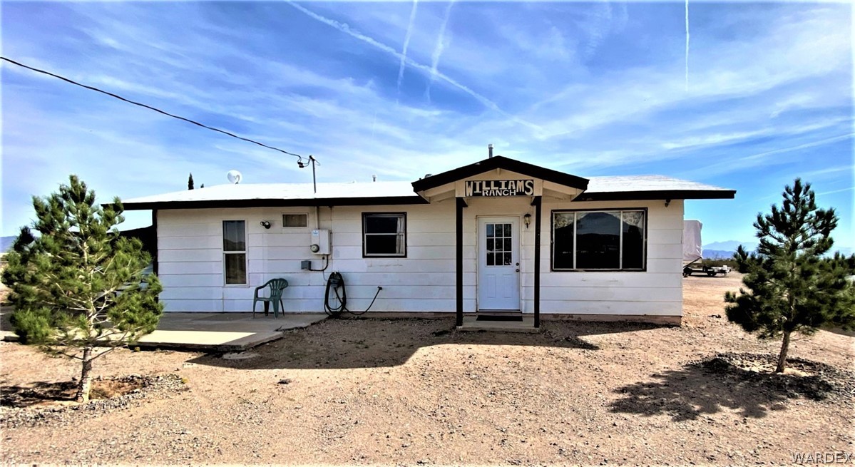 4586 Elgin Road Golden Valley, AZ 86413 - Photo 1 of 25 Gallery Image 1