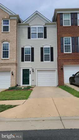 $2,800 | 42711 Wilmar Square, Broadlands, VA 20148