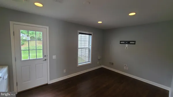 $2,800 | 42711 Wilmar Square, Broadlands, VA 20148