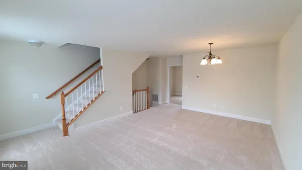 $2,800 | 42711 Wilmar Square, Broadlands, VA 20148