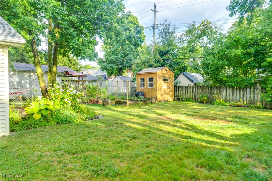 3130 Corydon Road Cleveland, OH 44118 - Photo 43 of 44 View of yard with a storage shed