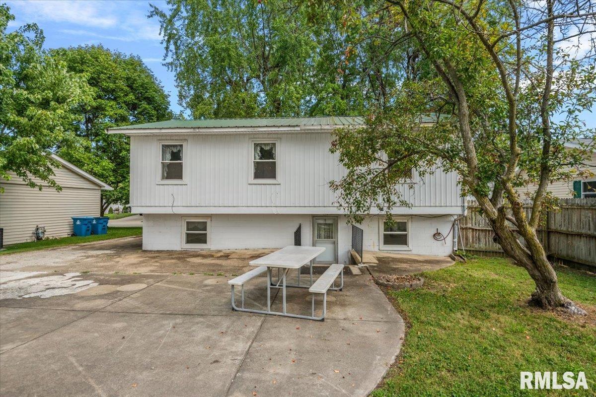 1821 Denton Street Springfield, IL 62702 - Photo 29 of 32 Gallery Image 29