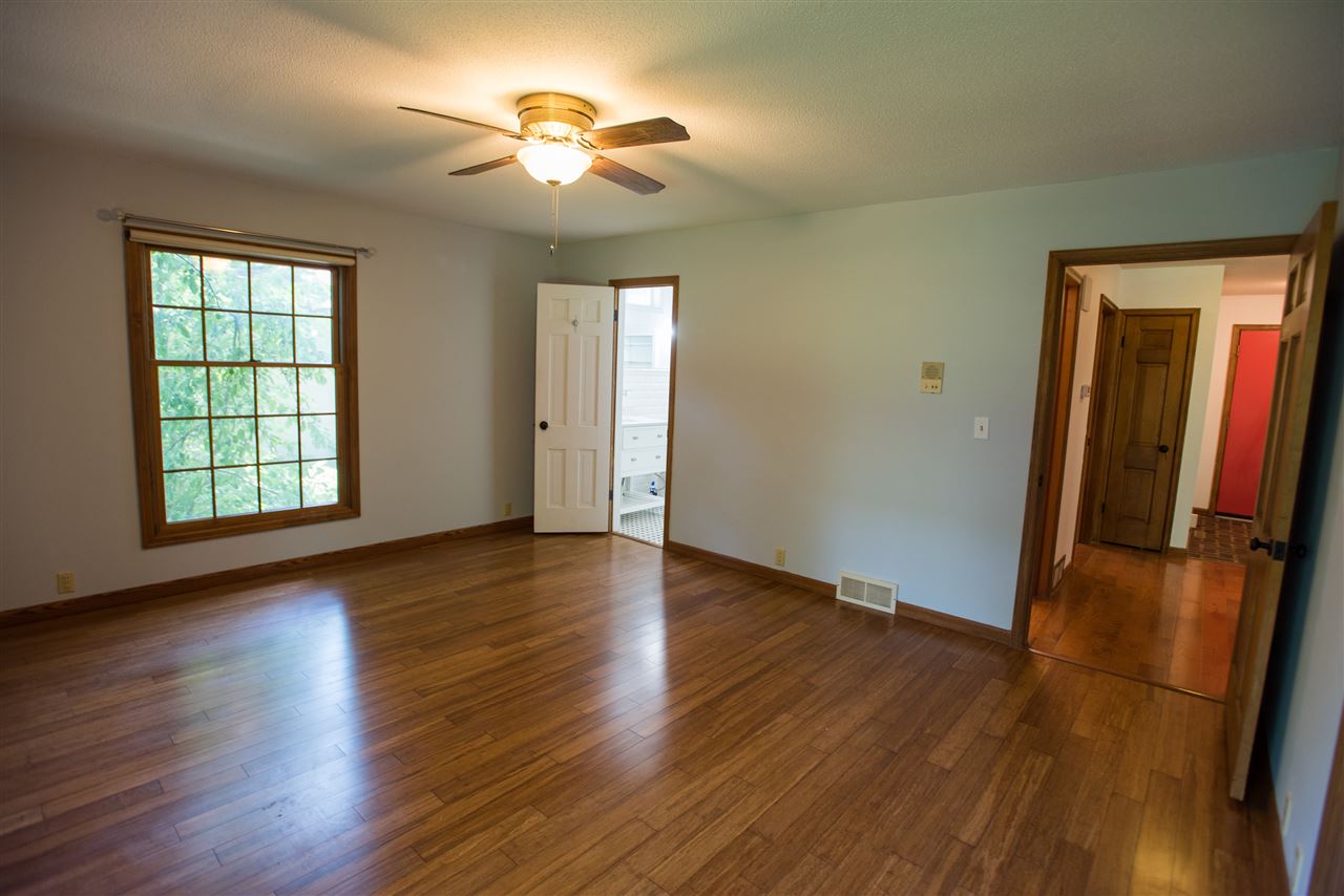 562 Linder Road Northeast Iowa City, IA 52240 - Photo 22 of 50 Gallery Image 22