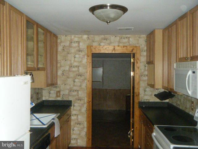 11464 Rawhide Road Lusby, MD 20657 - Photo 8 of 10 Kitchen