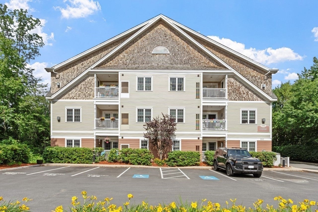 190 Chickering Road, Unit 311D North Andover, MA 01845 - Photo 31 of 31 Gallery Image 31