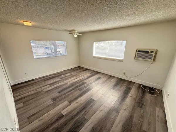 $895 | 270 Tungsten Street, Unit A, Henderson, NV 89015