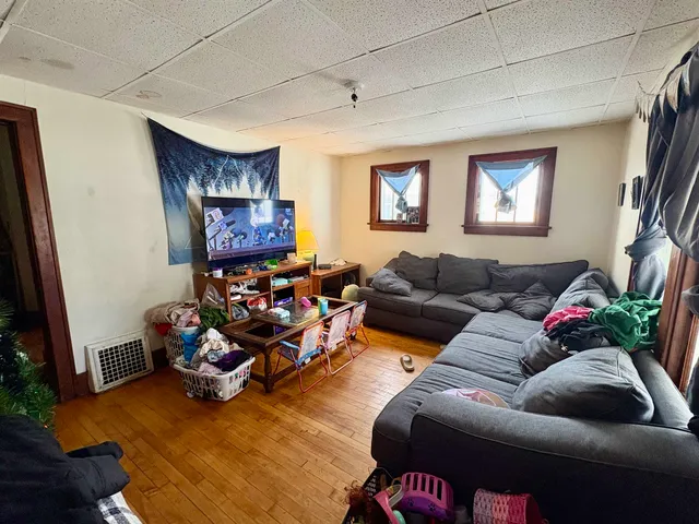 $130,000 | 607 South Lincoln Street, Shawano, WI 54166