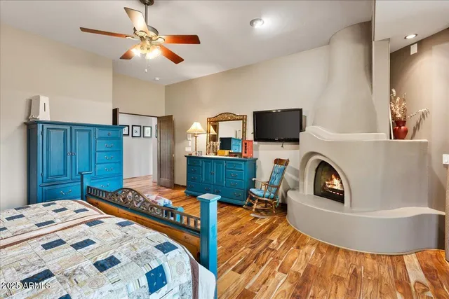 a view of a tree in a yard