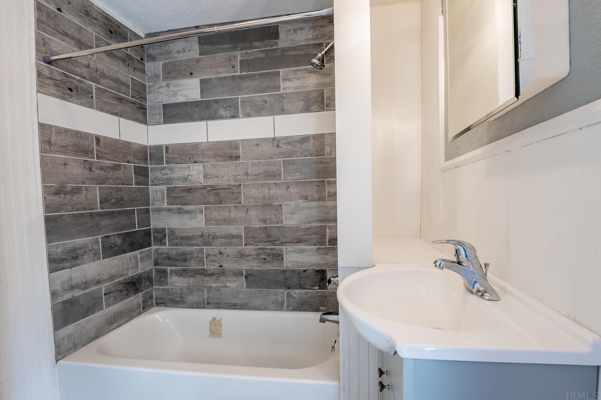 418 Perry Avenue Fort Wayne, IN 46808 - Photo 19 of 32 Gallery Image 19