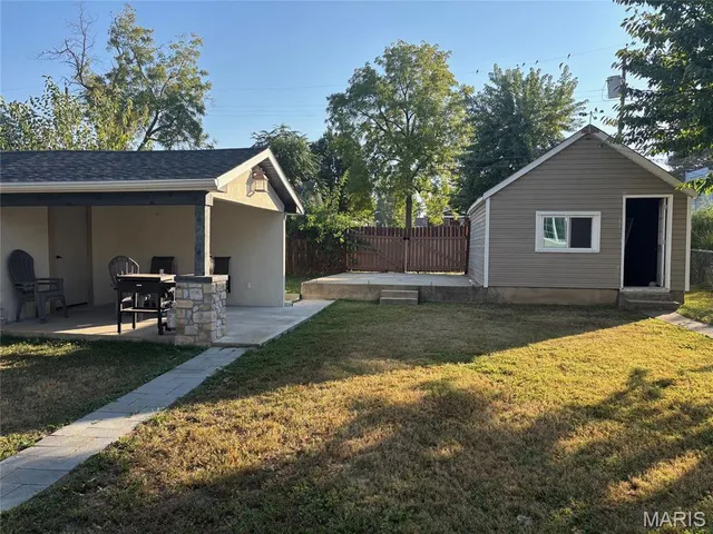 $229,900 | 610 Kayser Avenue, St. Louis, MO 63125